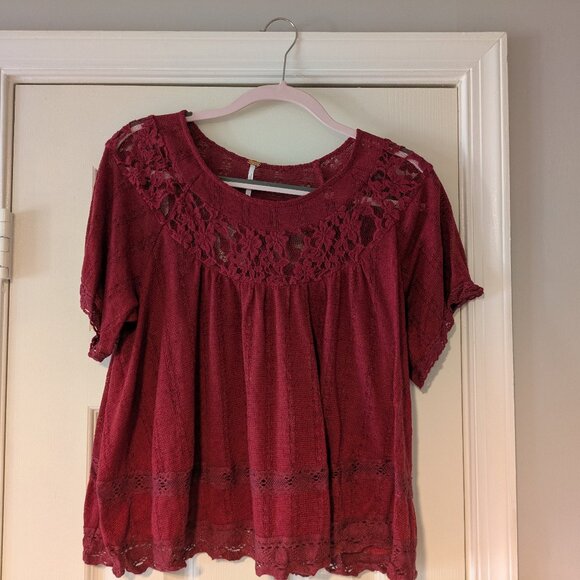 Free People red top with flowery lace, size s - Picture 1 of 4